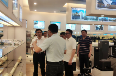 汕头市领导前往九游子公司奥斯博调研